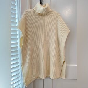 H&M beige turtle neck poncho